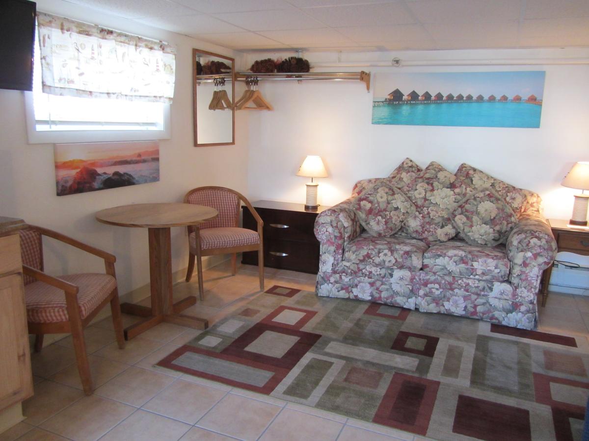 Green Dolphin Motel - thumb 38