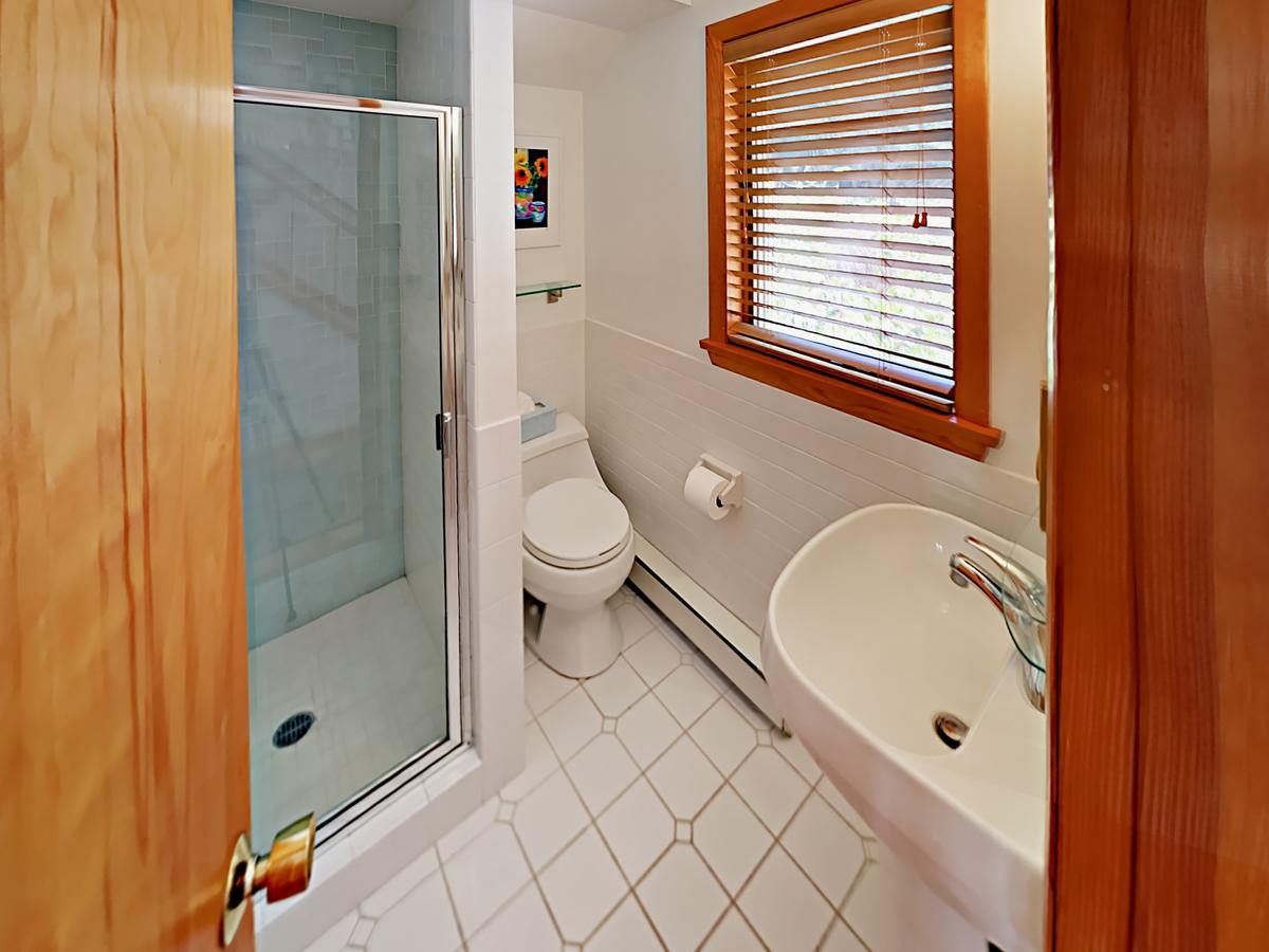 69 Cushman Point Rd Home - thumb 16