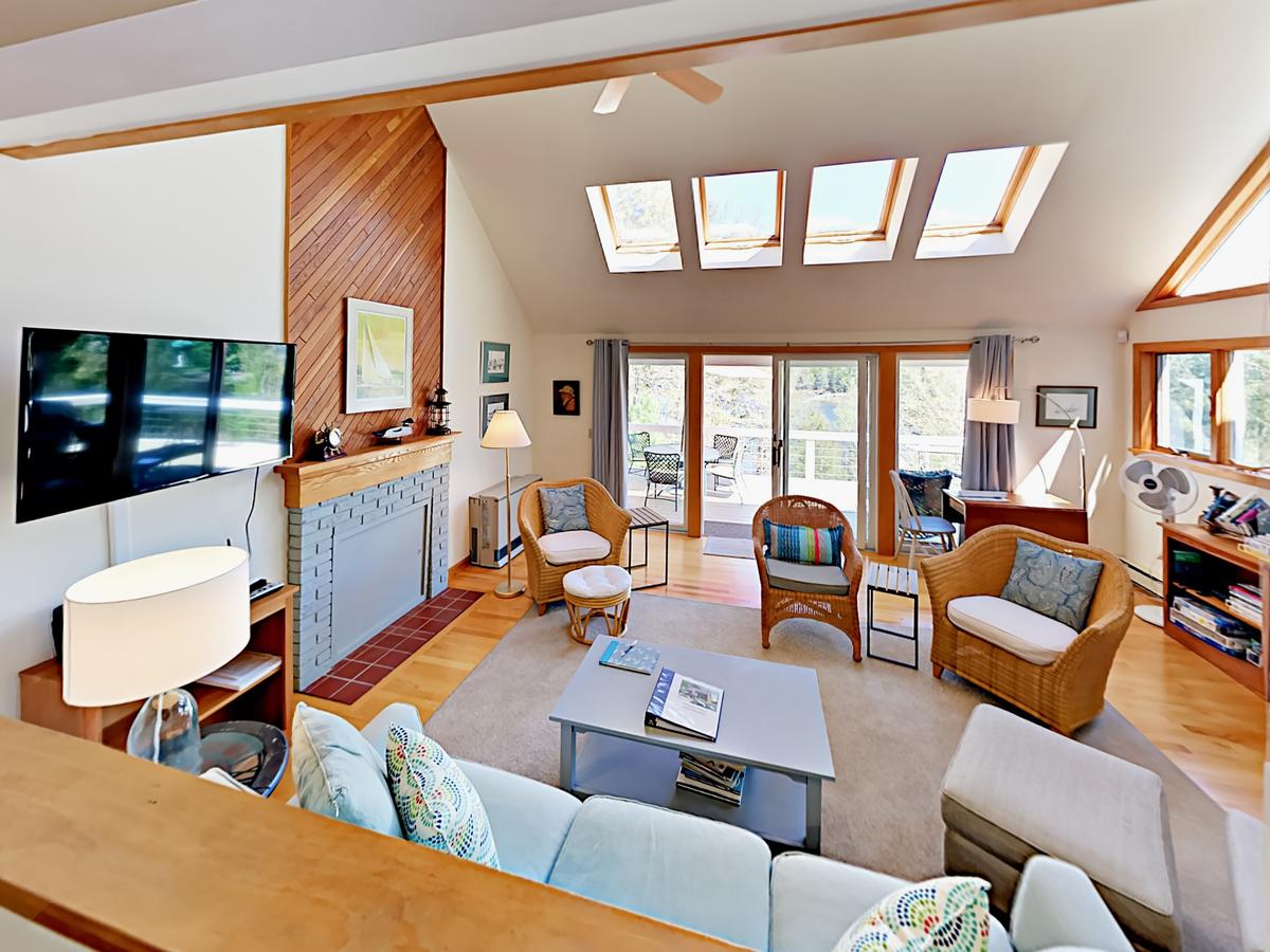 69 Cushman Point Rd Home - thumb 17