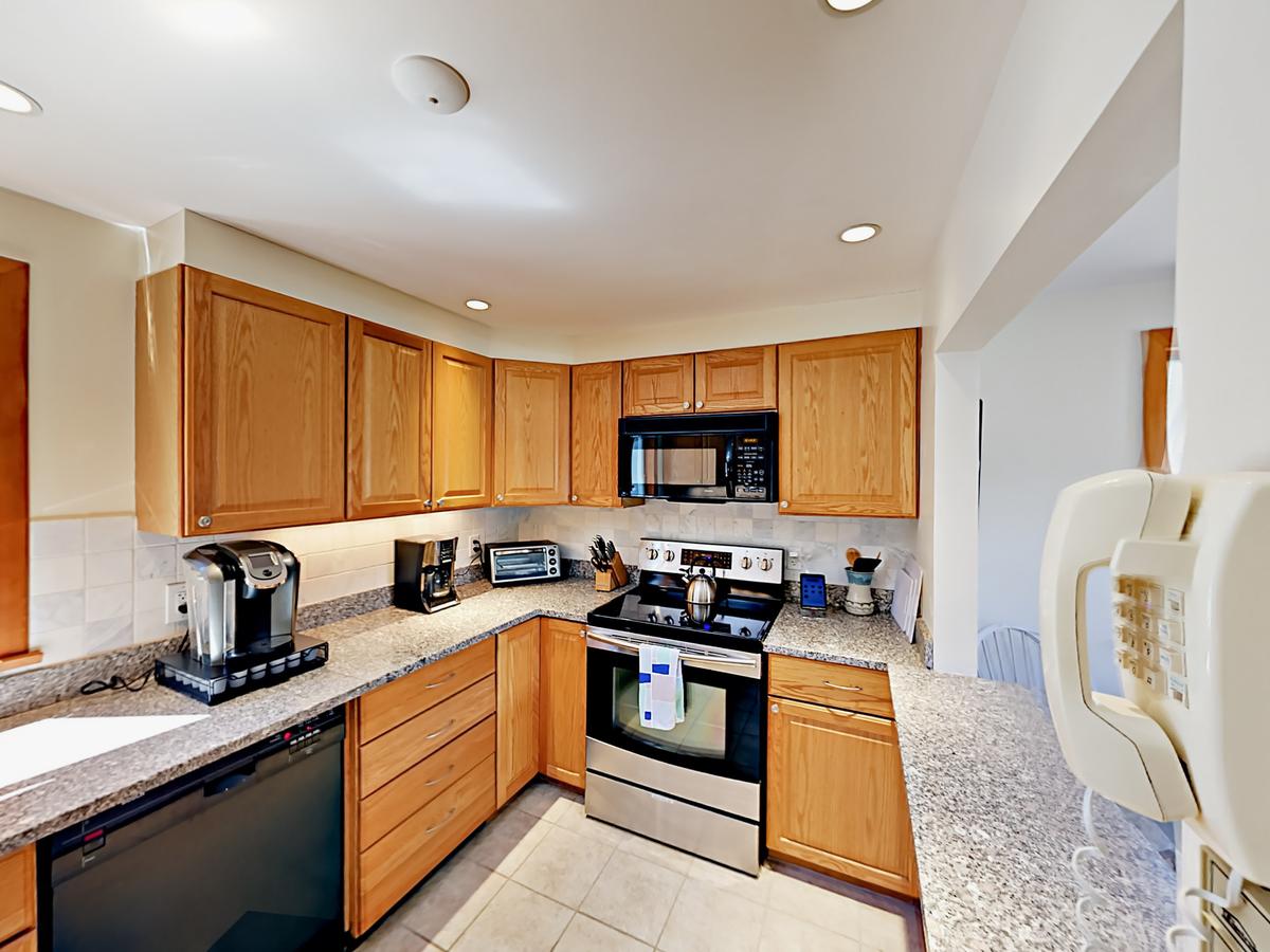 69 Cushman Point Rd Home - thumb 21