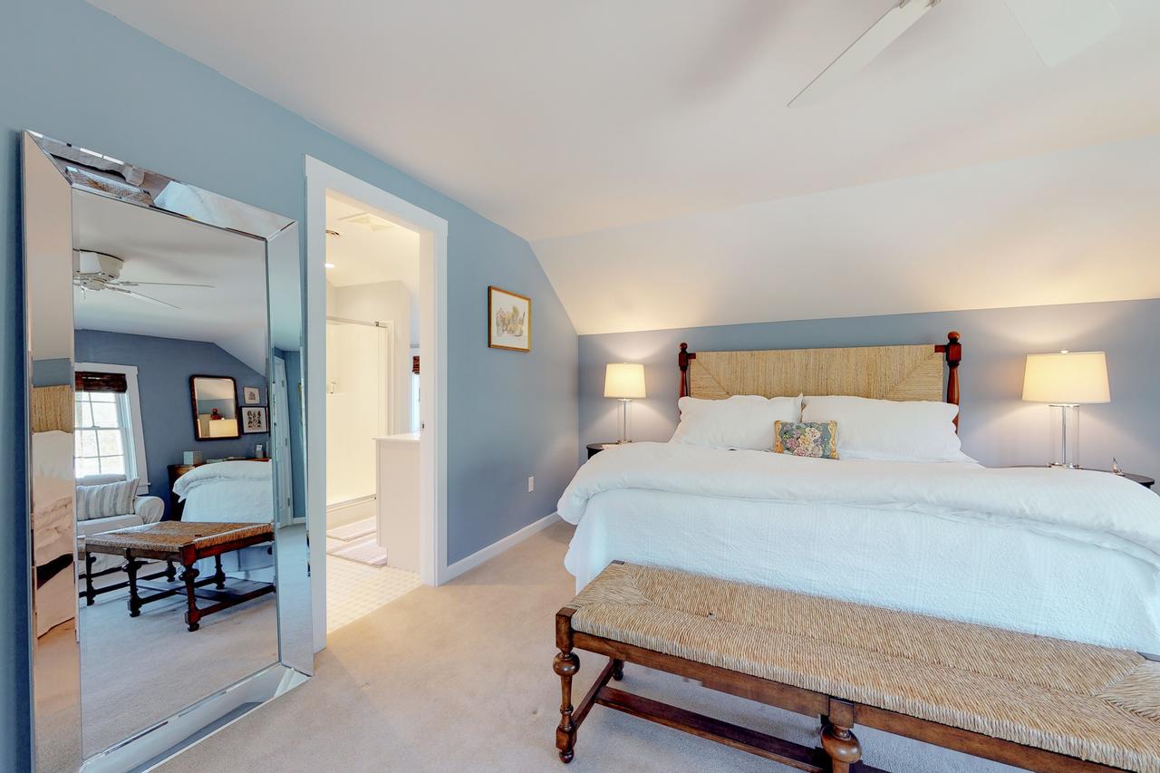 6 Central - thumb 17