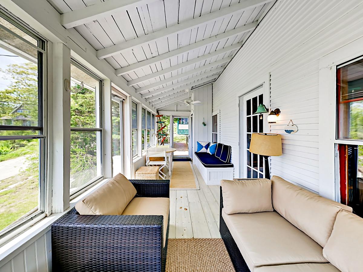 18 Spring St Cottage Cottage - thumb 1