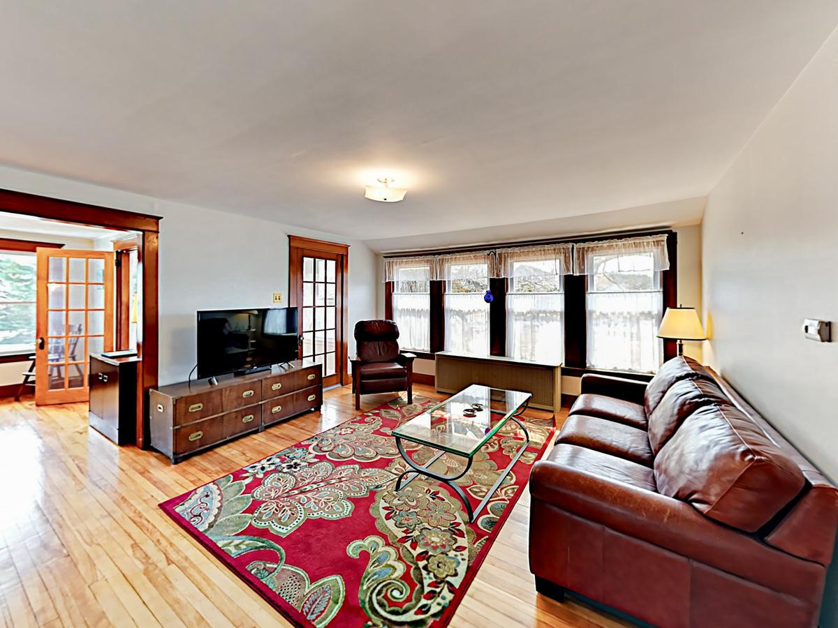 49 Murray Hill Home - thumb 16