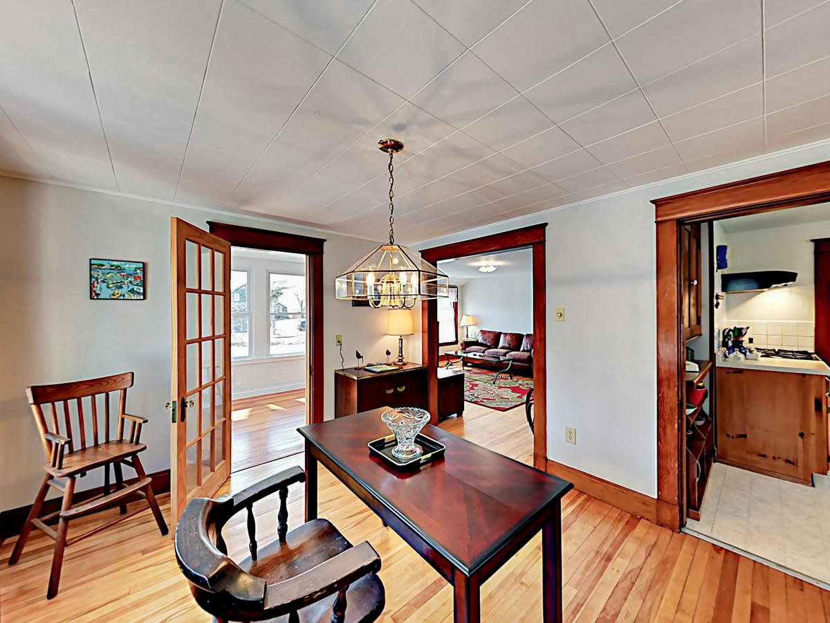 49 Murray Hill Home - thumb 2