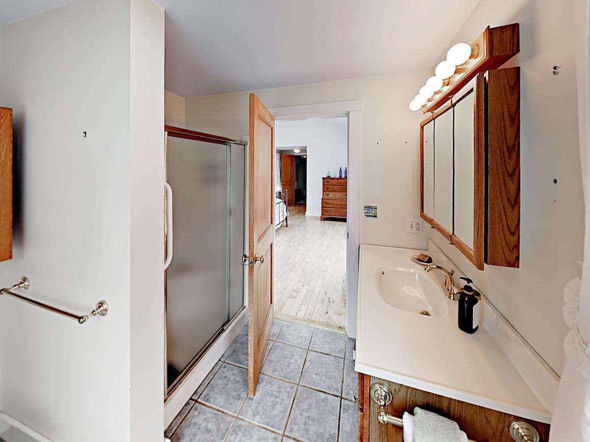 49 Murray Hill Home - thumb 8