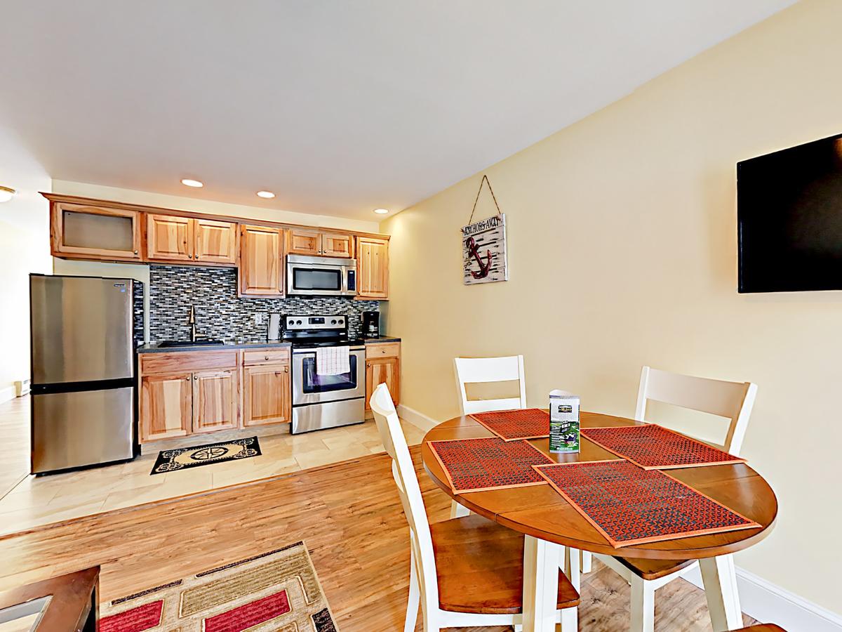 306 Eddy Rd Condo Unit 702B - thumb 5