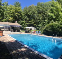 Andys Retreat Heated Pool - USA Accommodation