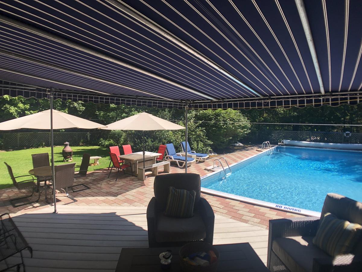 Andys Retreat Heated Pool - thumb 1