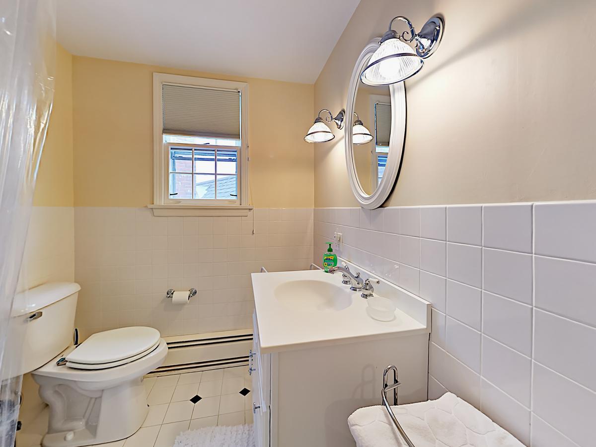 60 Middle Rd House - thumb 15