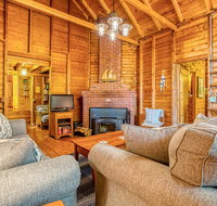 Charming South Bristol Cottage - Hotels Santiago