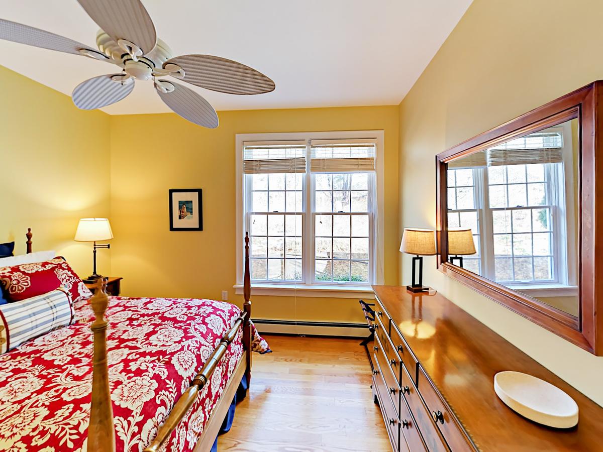 7 Apple Hill Lane Home - thumb 10