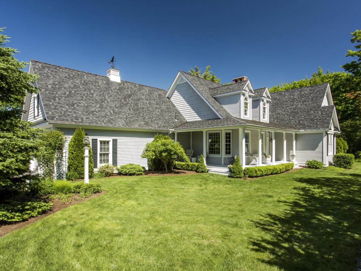 7 Apple Hill Lane Home - thumb 4