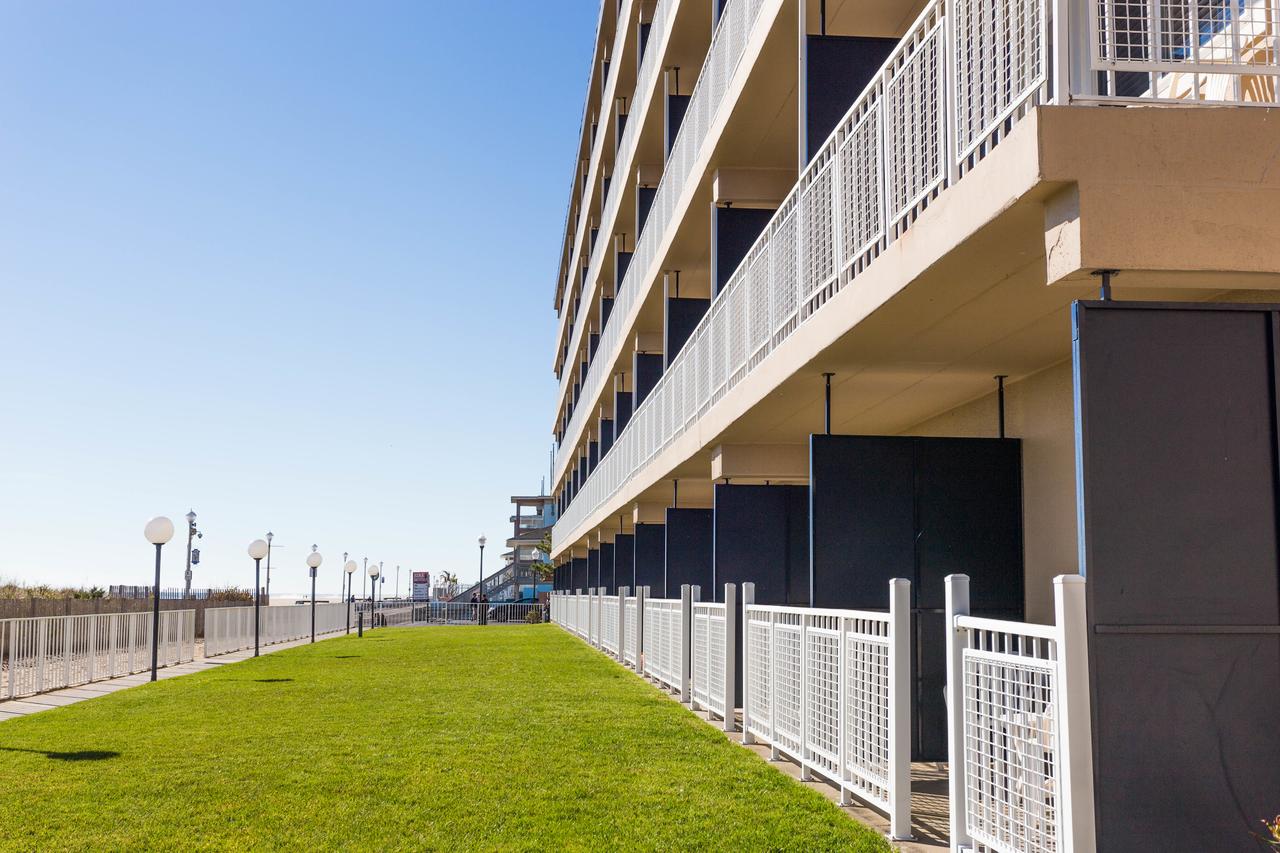 Dunes Manor Hotel & Dunes Suites - thumb 43