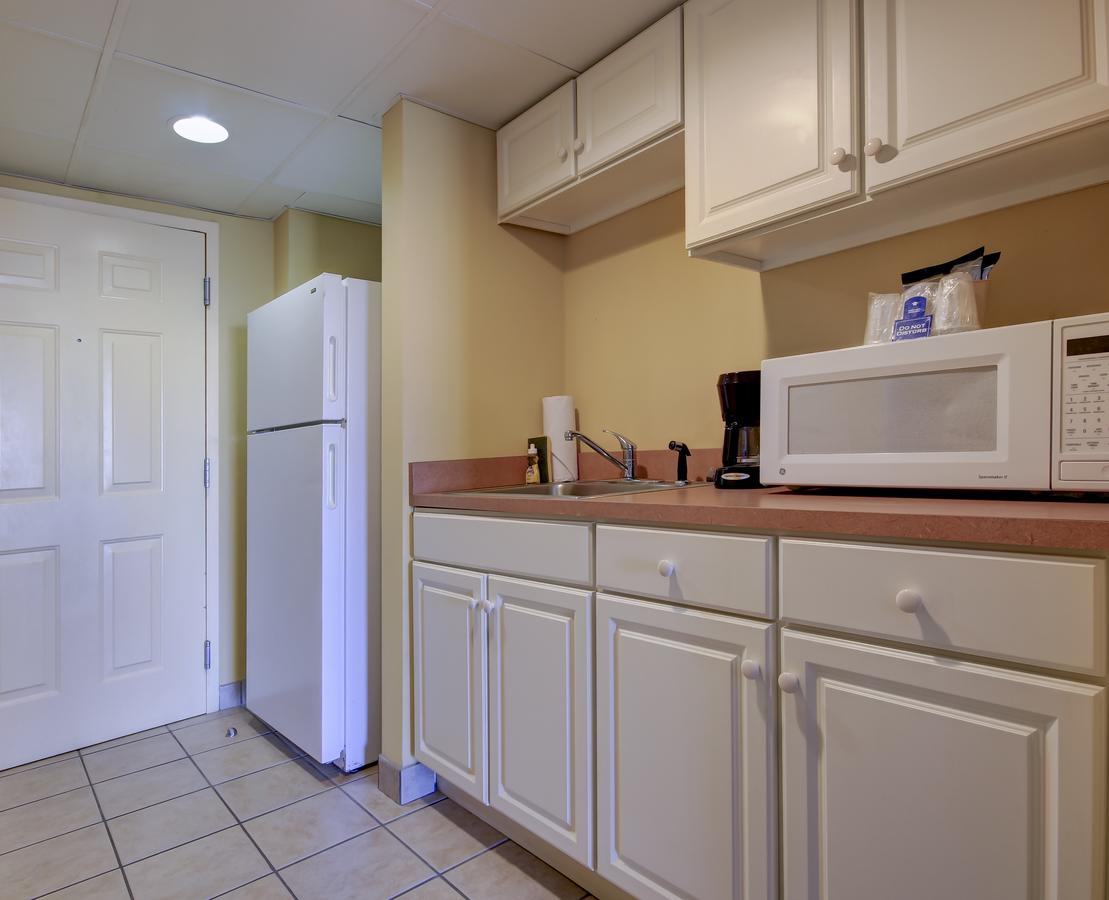 Bonita Beach Hotel - thumb 20