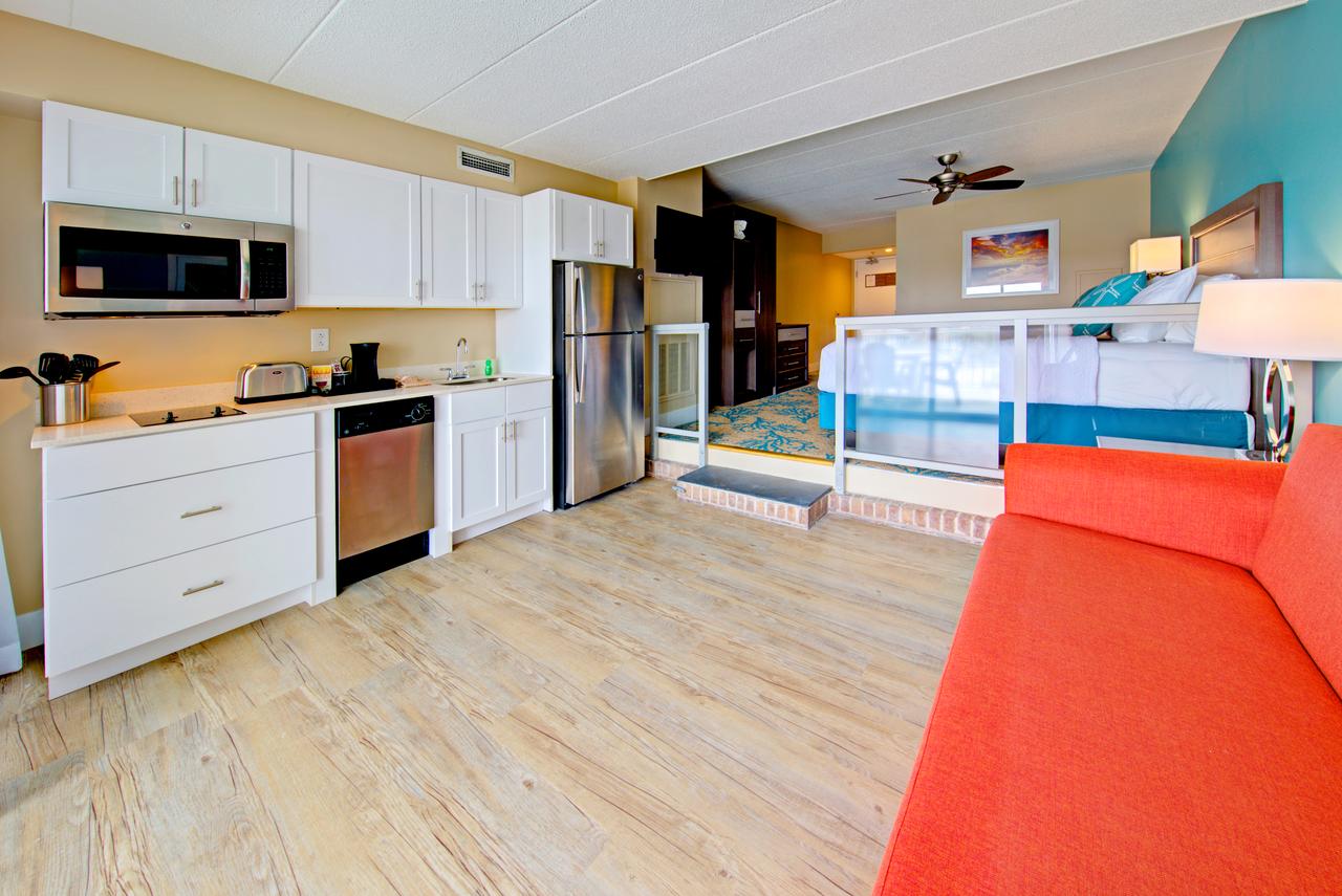 Commander Hotel & Suites - thumb 30