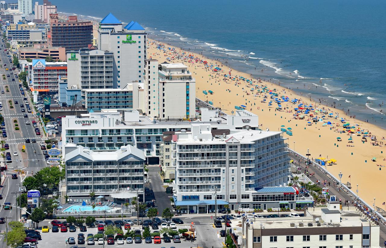 Commander Hotel & Suites - thumb 13