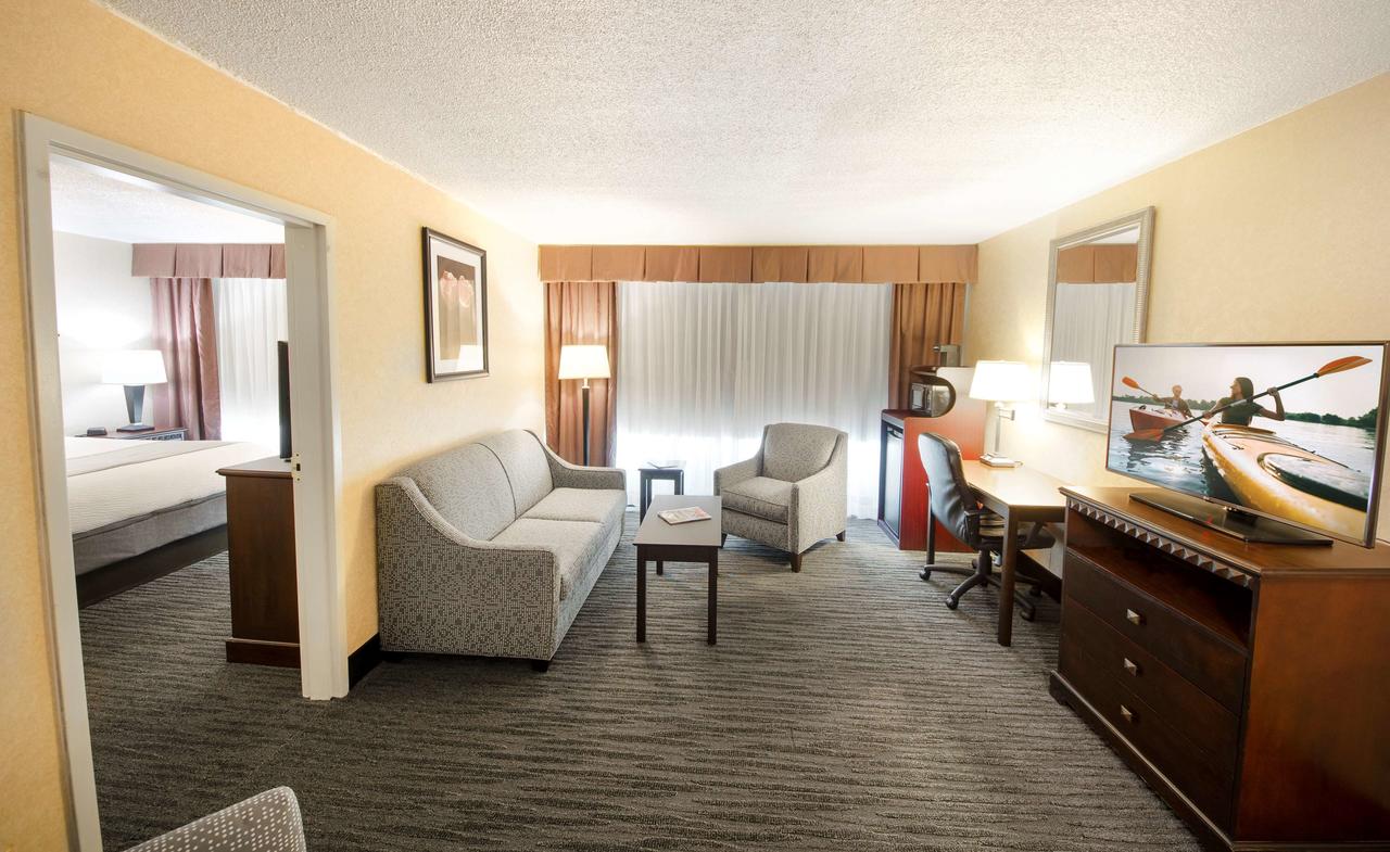 Best Western Plus Rockville Hotel & Suites - thumb 22