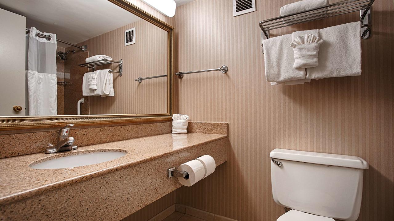Best Western Plus Rockville Hotel & Suites - thumb 14