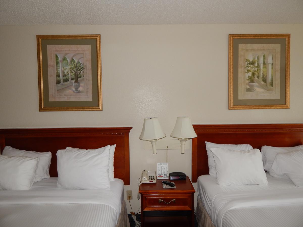 Paradise Plaza Inn - thumb 25