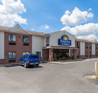 Days Inn  Suites by Wyndham Cambridge - Tourism Bookings