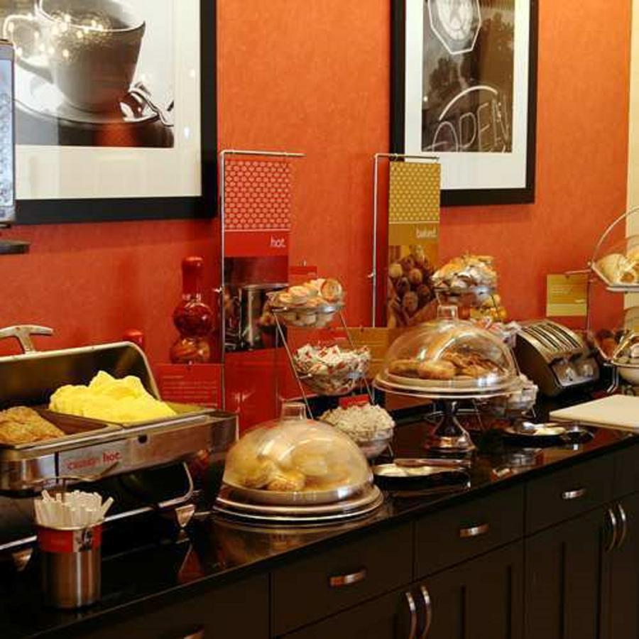 Hampton Inn Baltimore-Downtown-Convention Center - thumb 2