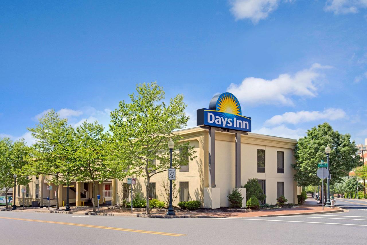 Days Inn By Wyndham Silver Spring - thumb 0