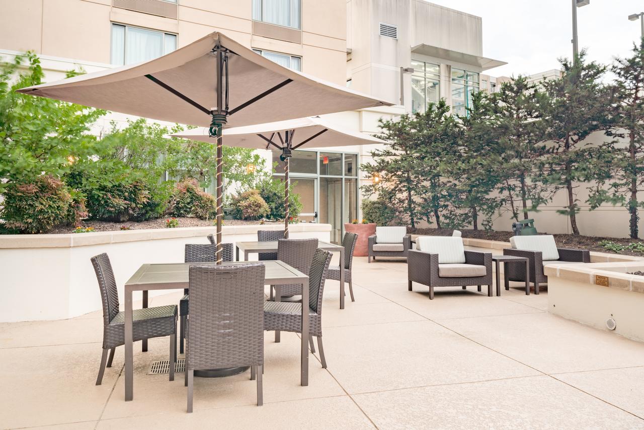 Courtyard Silver Spring Downtown - thumb 3