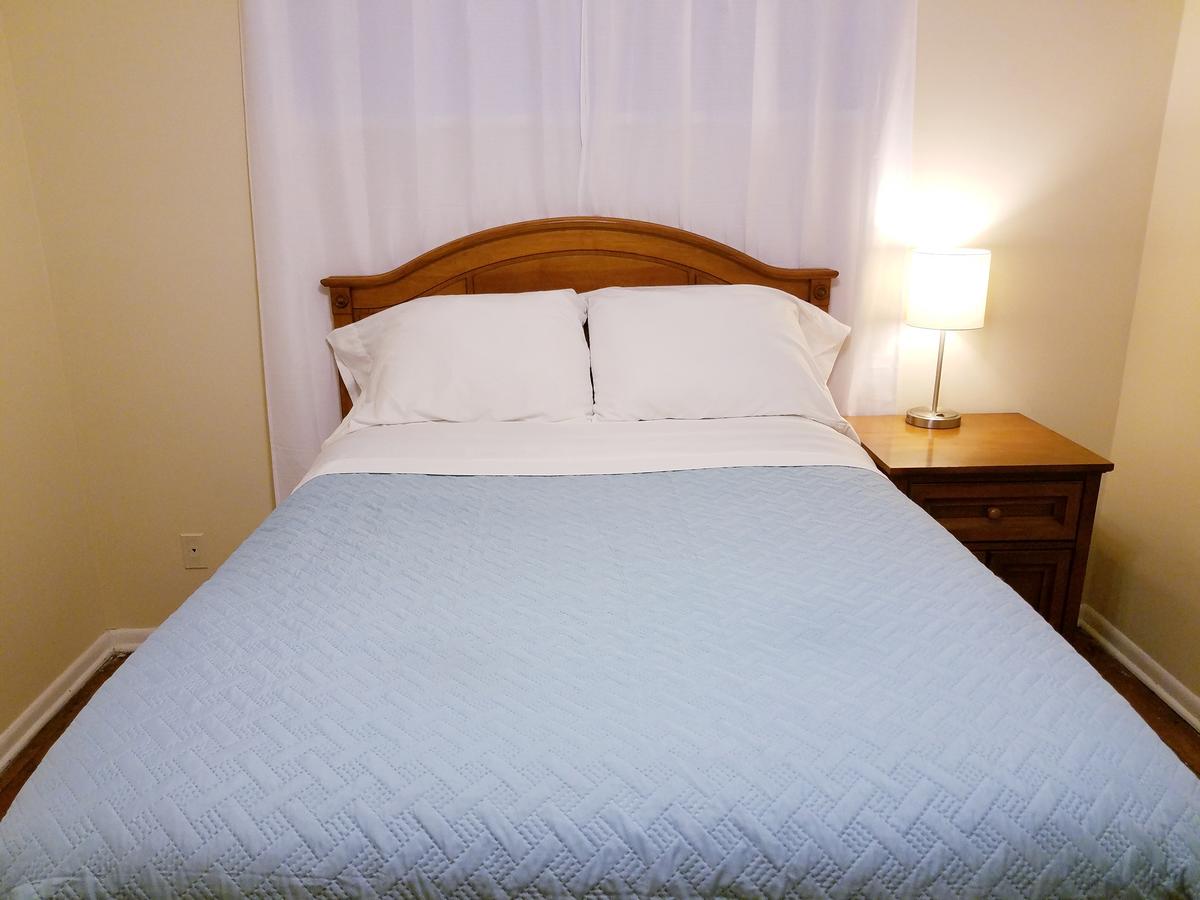 Private Basement Apartment Near BWI/Baltimore - thumb 4