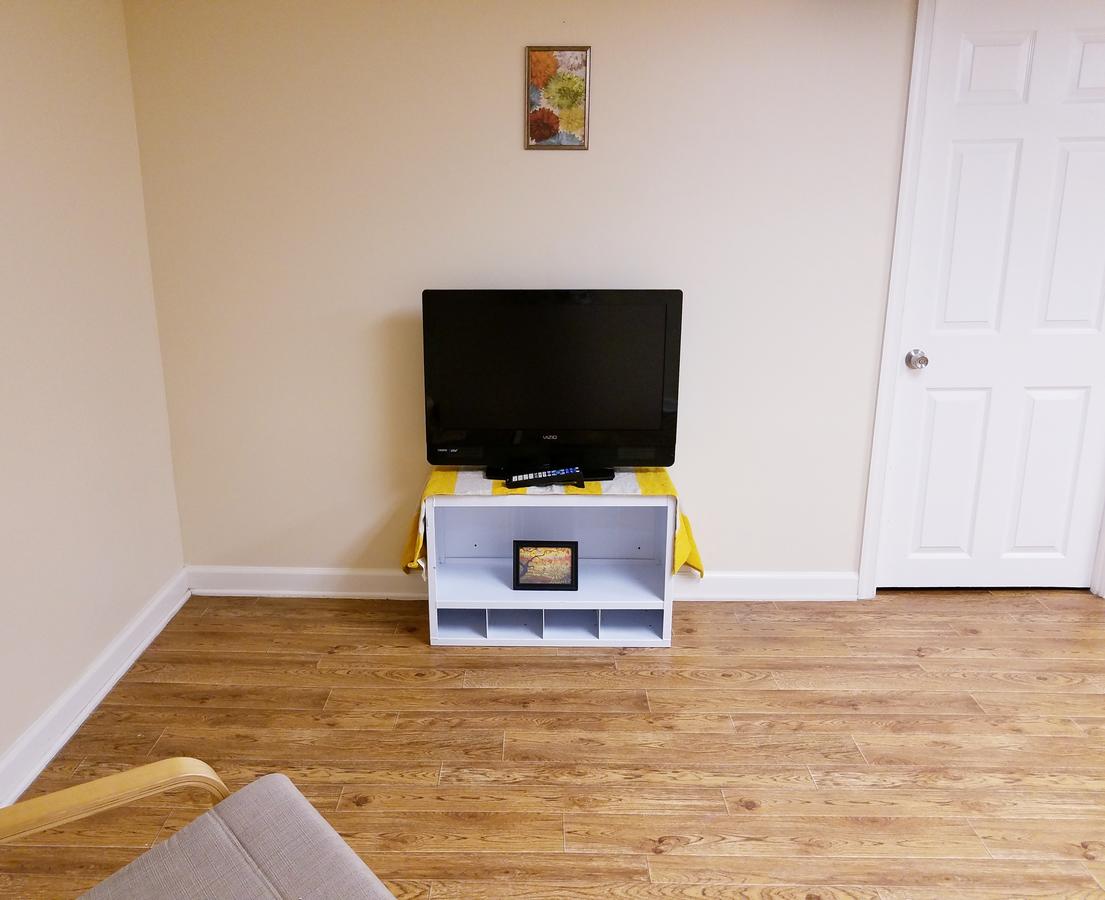 Private Basement Apartment Near BWI/Baltimore - thumb 2