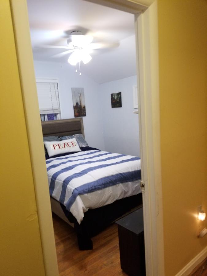 Washington DC And Maryland Home Stay. Walk To Metro. - thumb 42