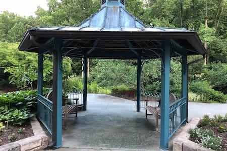 Zero Steps Close To Washigton,DC And Leisure World - thumb 23
