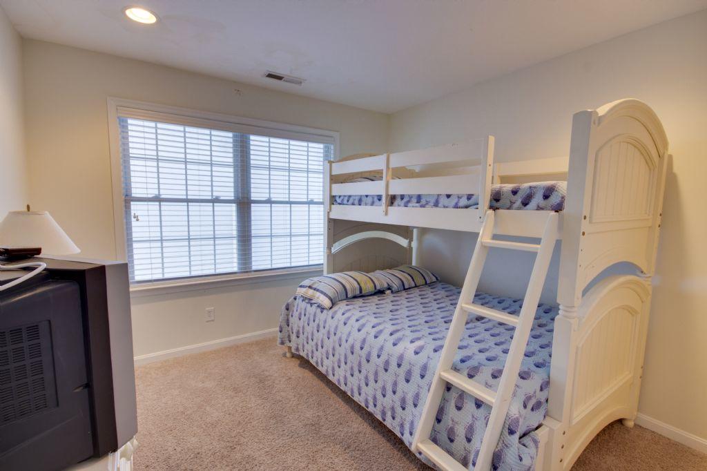 Boards Edge 101 Townhouse - thumb 4