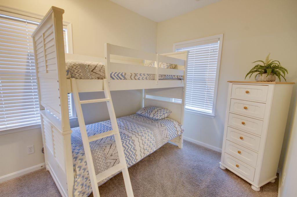 Boards Edge 101 Townhouse - thumb 3