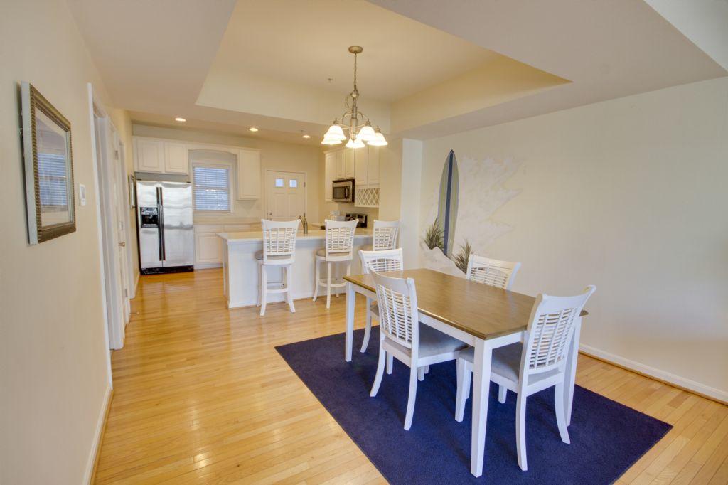 Boards Edge 101 Townhouse - thumb 1