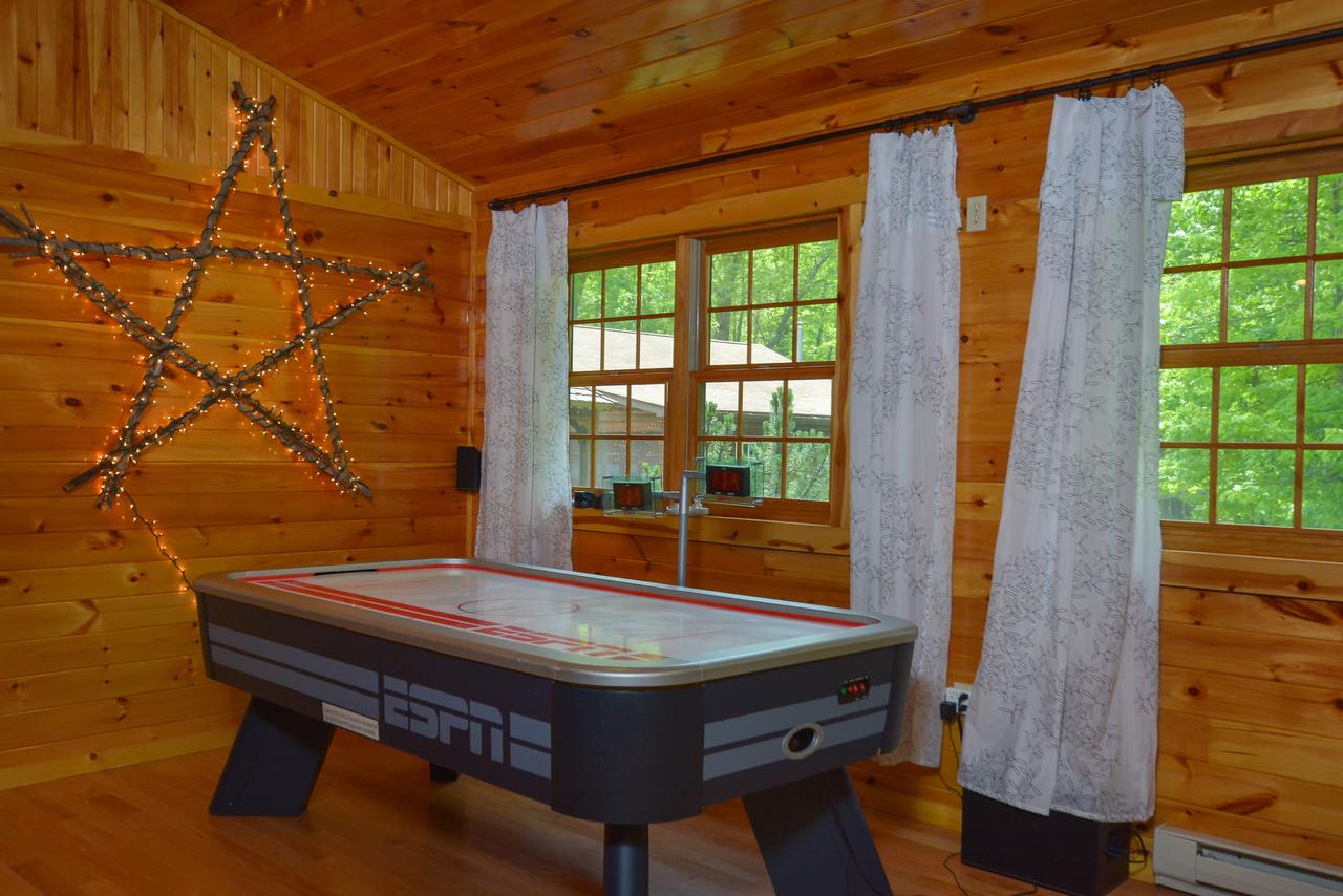 Grey Wolf Three-Bedroom Holiday Home - thumb 1