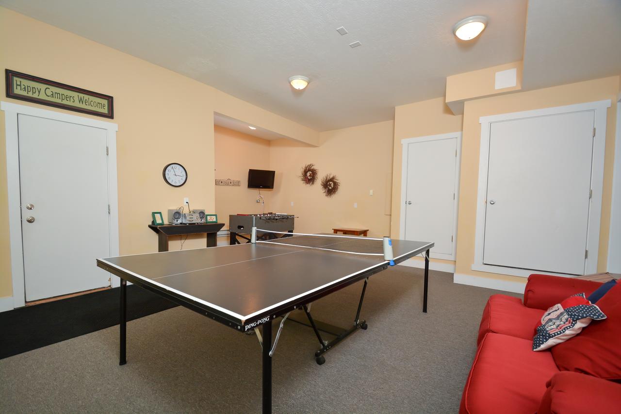 Greens At The Lake Five-Bedroom Holiday Home - thumb 17