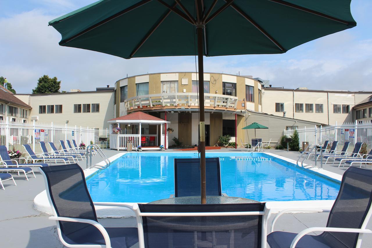 The Admiralty Inn & Suites - thumb 16