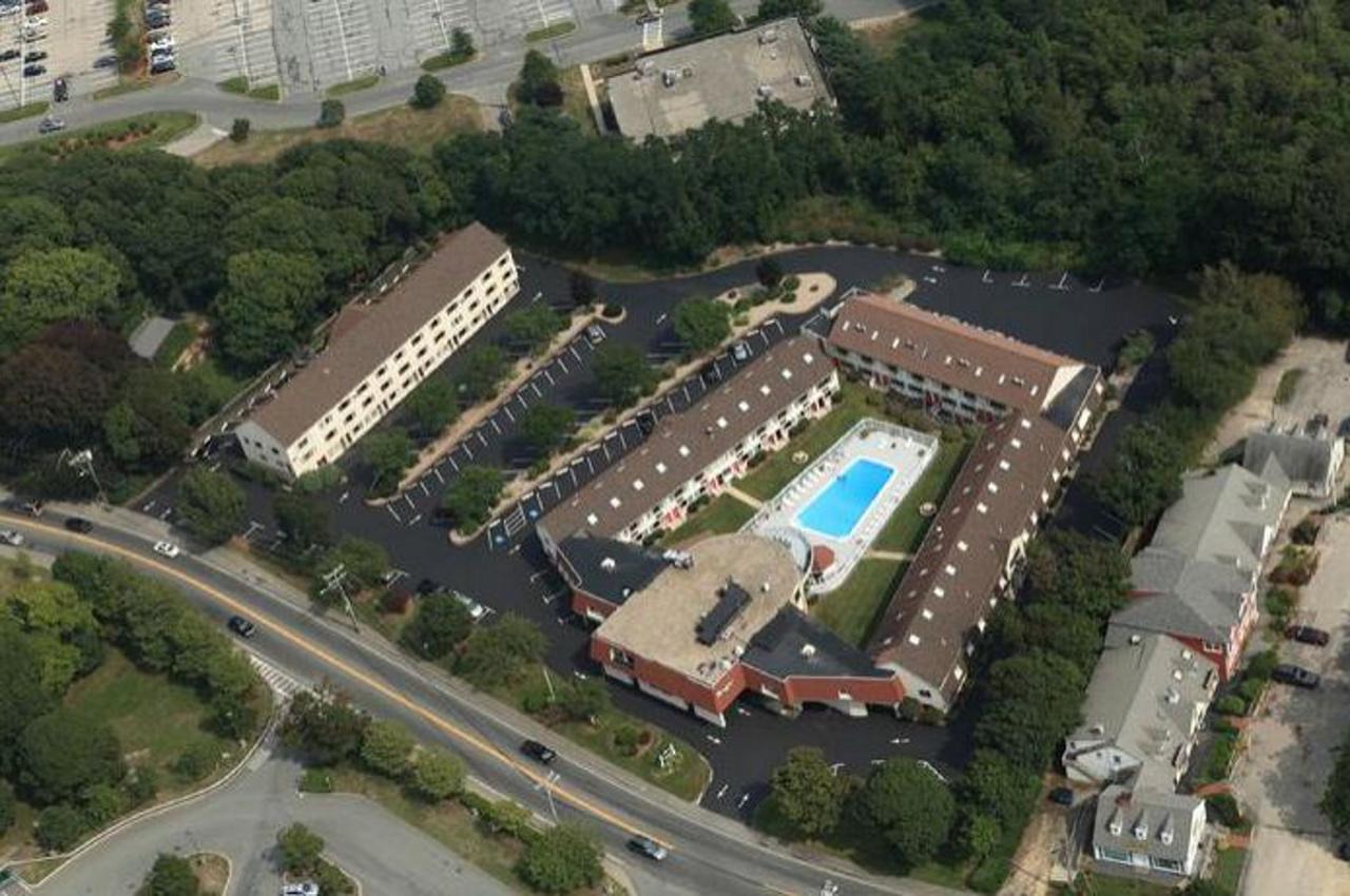 The Admiralty Inn & Suites - thumb 17