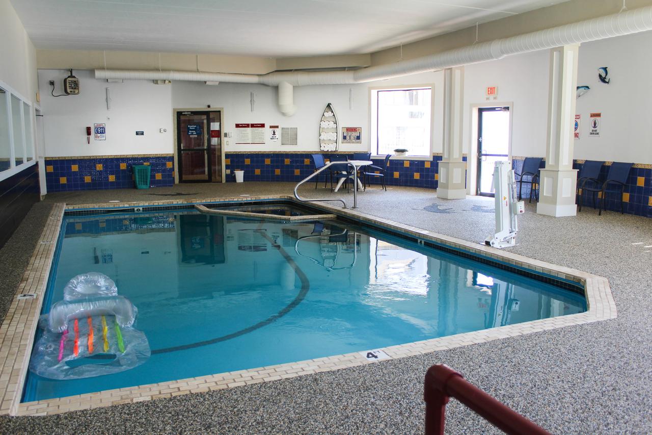 The Admiralty Inn & Suites - thumb 10
