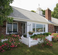 Skaket Beach Motel - Tourism Bookings