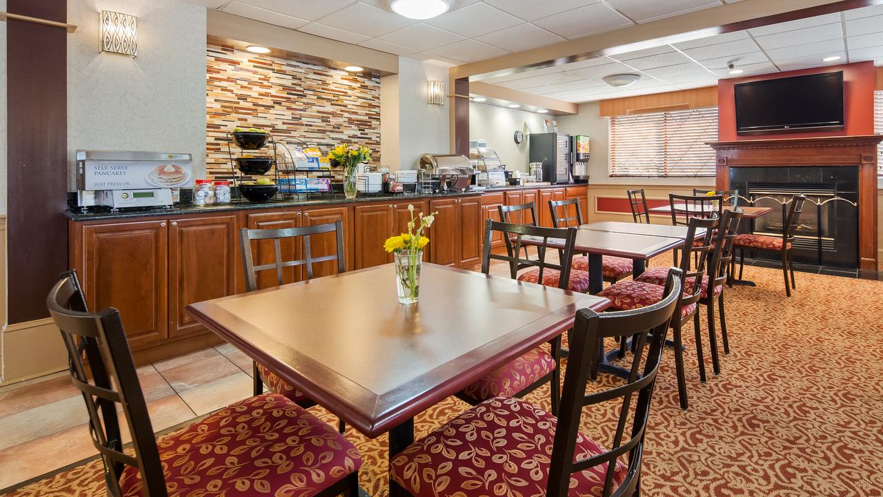 Best Western Plus The Inn At Sharon/Foxboro - thumb 1