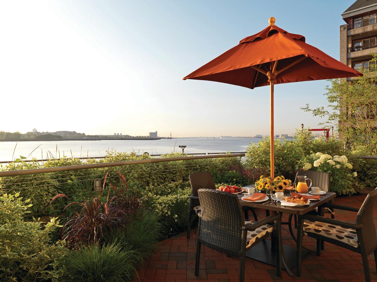 Battery Wharf Hotel, Boston Waterfront - thumb 20