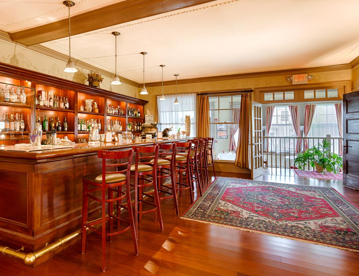 Gateways Inn & Restaurant - thumb 0