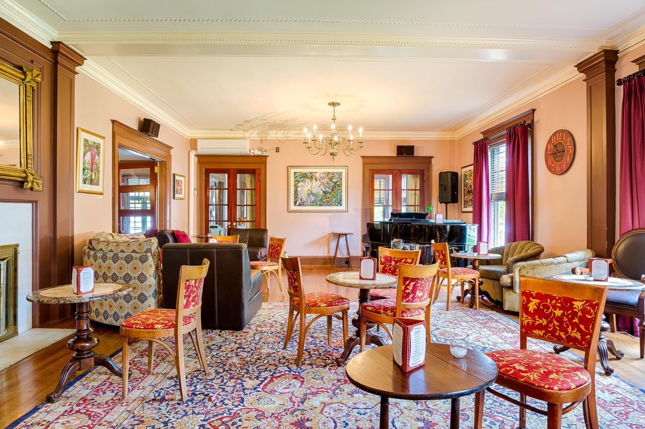 Gateways Inn & Restaurant - thumb 6