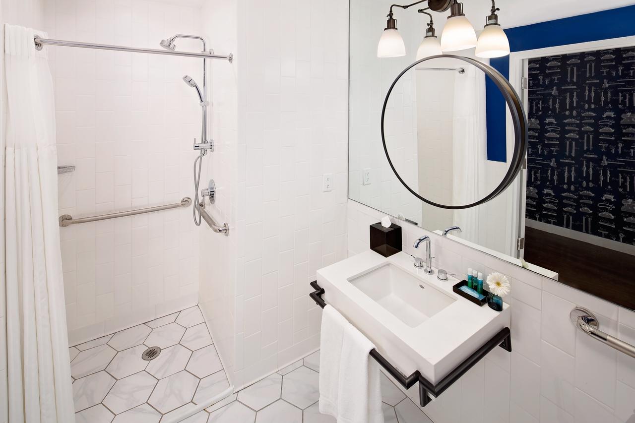 Hotel Indigo Boston Garden - thumb 3