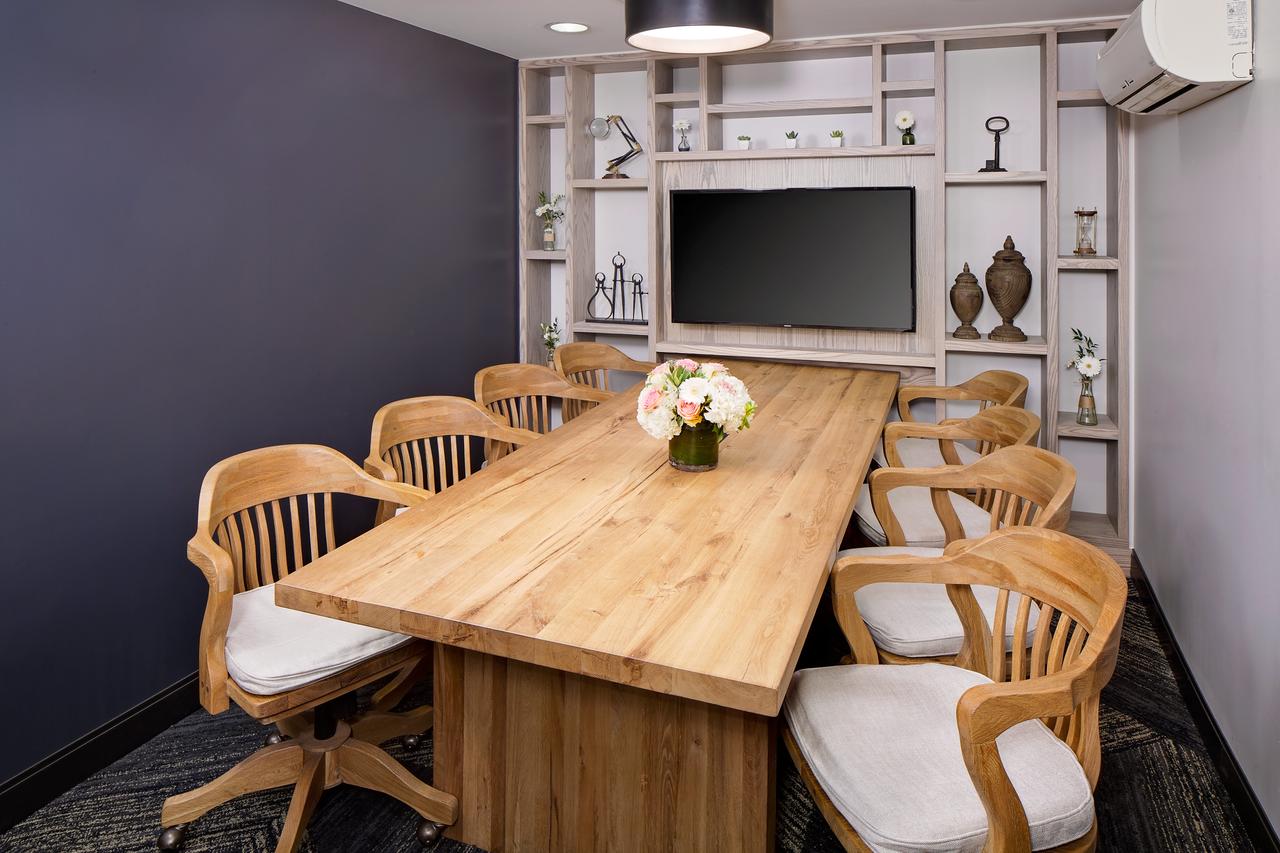 Hotel Indigo Boston Garden - thumb 14