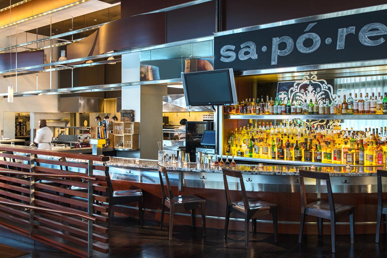 Renaissance Boston Waterfront Hotel - thumb 32