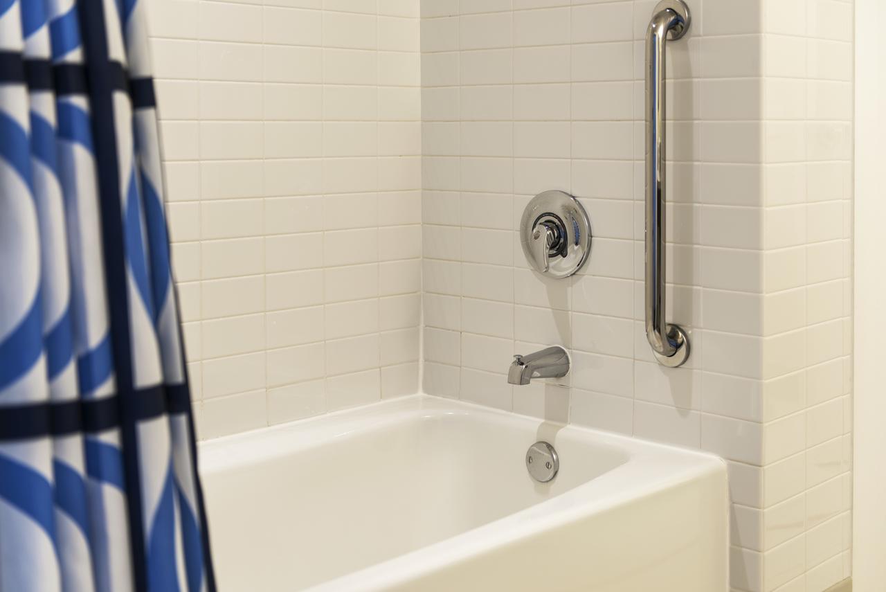 Renaissance Boston Waterfront Hotel - thumb 13