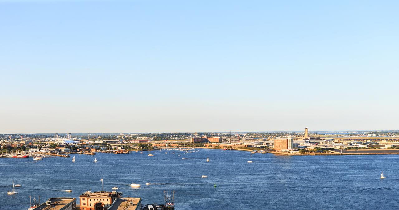 Renaissance Boston Waterfront Hotel - thumb 3