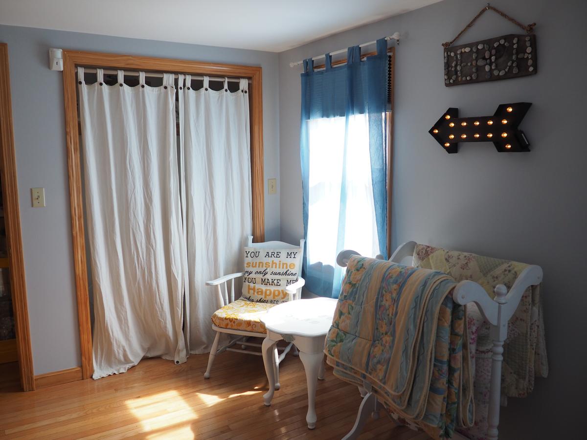 Cozy Cottage-5 Minute Walk To Priscilla Beach - thumb 5